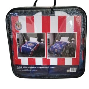 Official Mexico fútbol(Soccer) CHIVAS REVERSIBLE TWIN SIZE Blanket